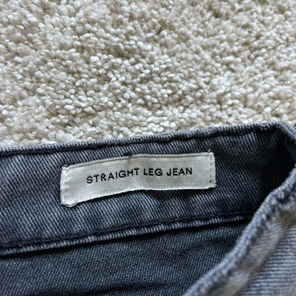 Cotton On Women’s Dark Gray Cropped Straight Leg Jeans Size 4 Distressed Relaxed - Picture 3 of 11